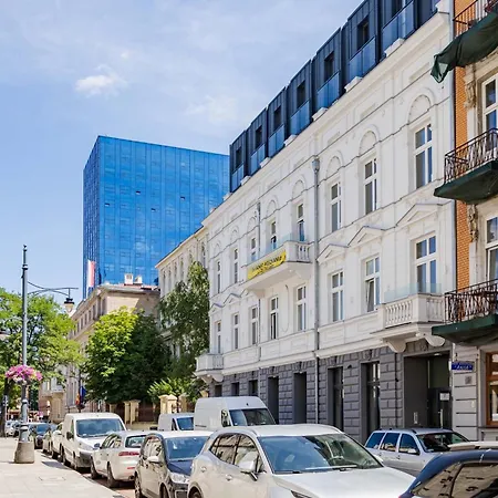 Roosevelta Apartment *